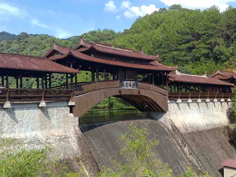 九龙廊桥.jpg